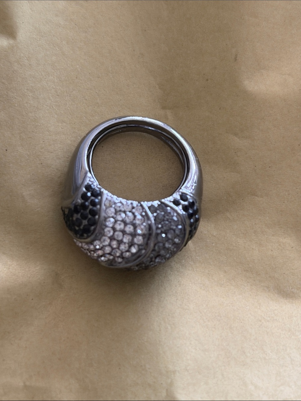 Ring size 7 grey black and clear crystal sparkling swirls of light - Picture 9 of 15